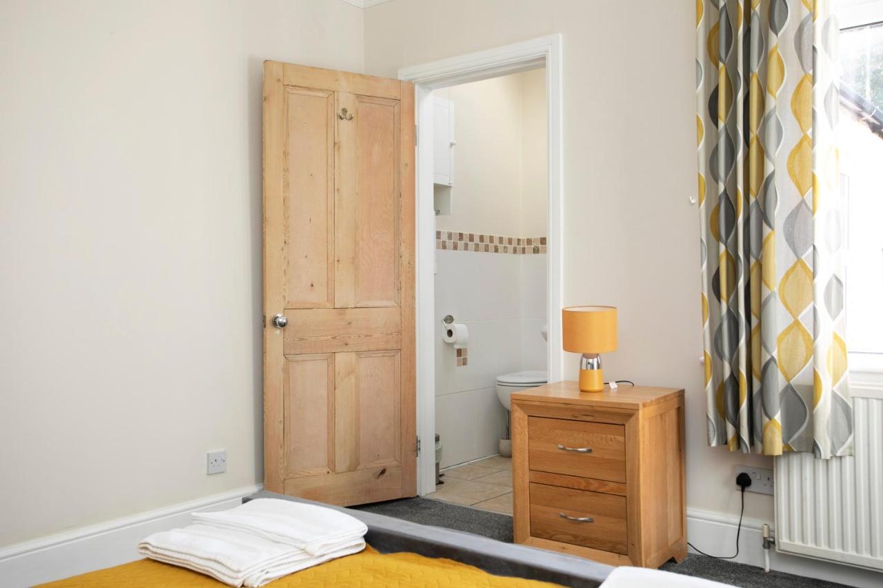 Spring Villa Leicester Luaran gambar