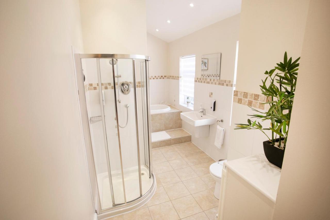 Spring Villa Leicester Luaran gambar